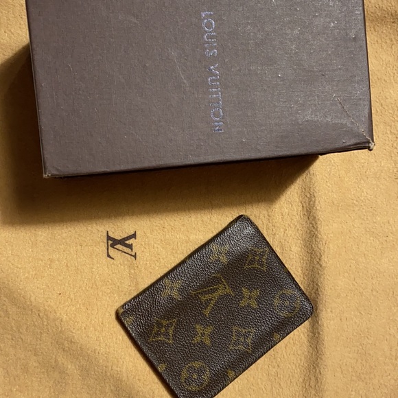 Louis Vuitton card holder - Picture 6 of 6